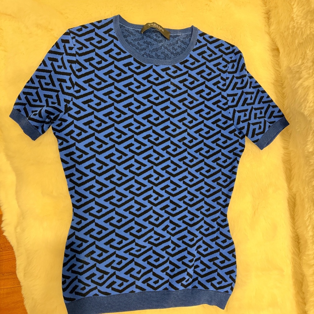 uthentic Versace short-sleeve knit top in size 40